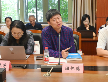 海燕论坛百家乐